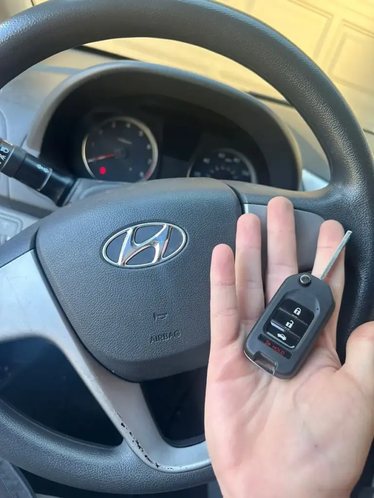 Replacement Hyundai flip key job in Las Vegas by 24/7 Locksmith 4U